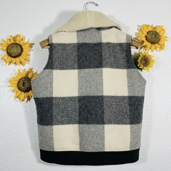 Woolrich Wool Blend Plaid Buffalo White Gray Vest Women’s EUC Size Medium - Picture 8 of 16